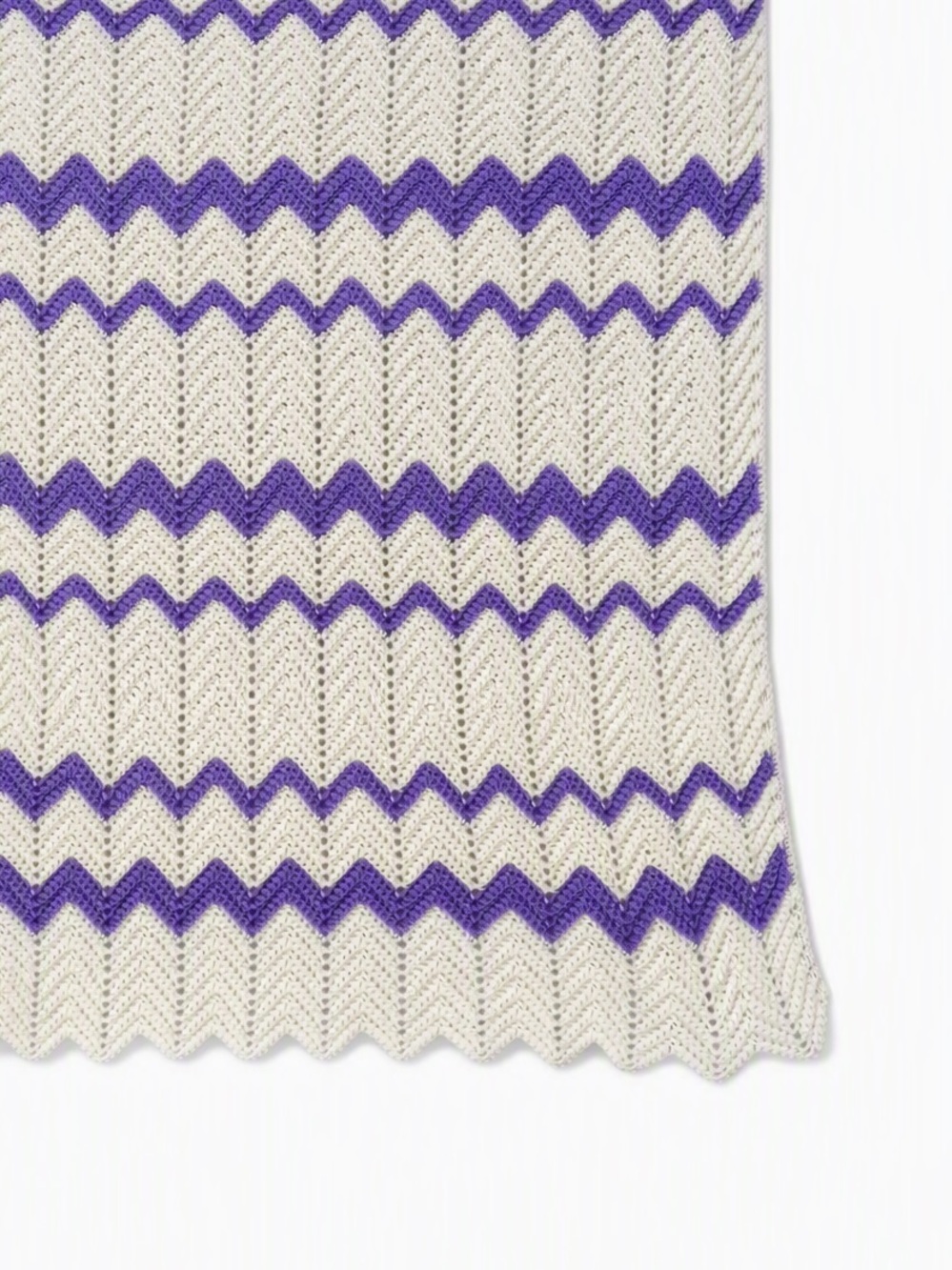 Vintage Handmade Lavender and White ZigZag Pattern Knit Throw Blanket